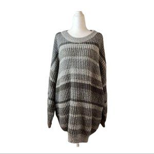 SO gray striped sweater with crewneck and long sleeves soft cozy warm SZ XXL